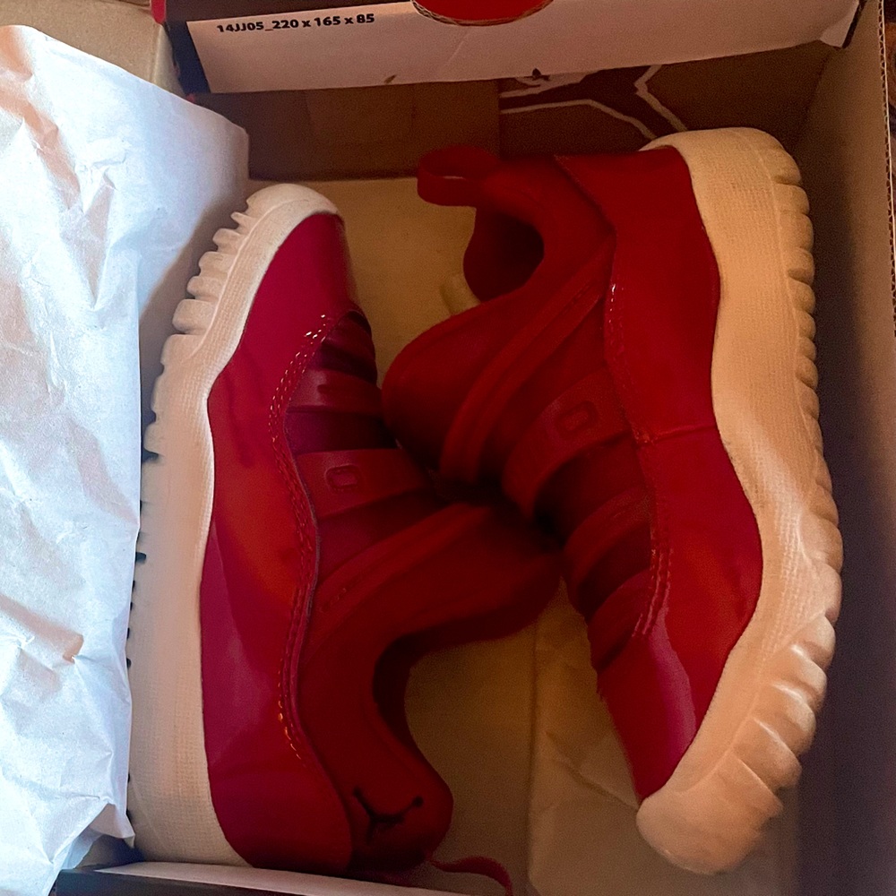 Size 10c toddlers Jordan Red & White